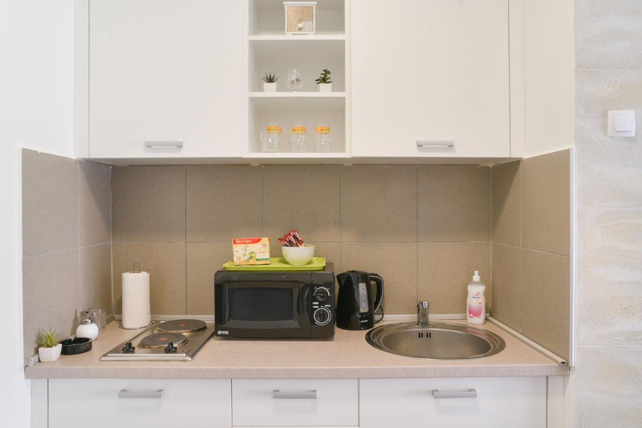 Centar Lux 3 Apartment ซเรนยานิน ภายนอก รูปภาพ