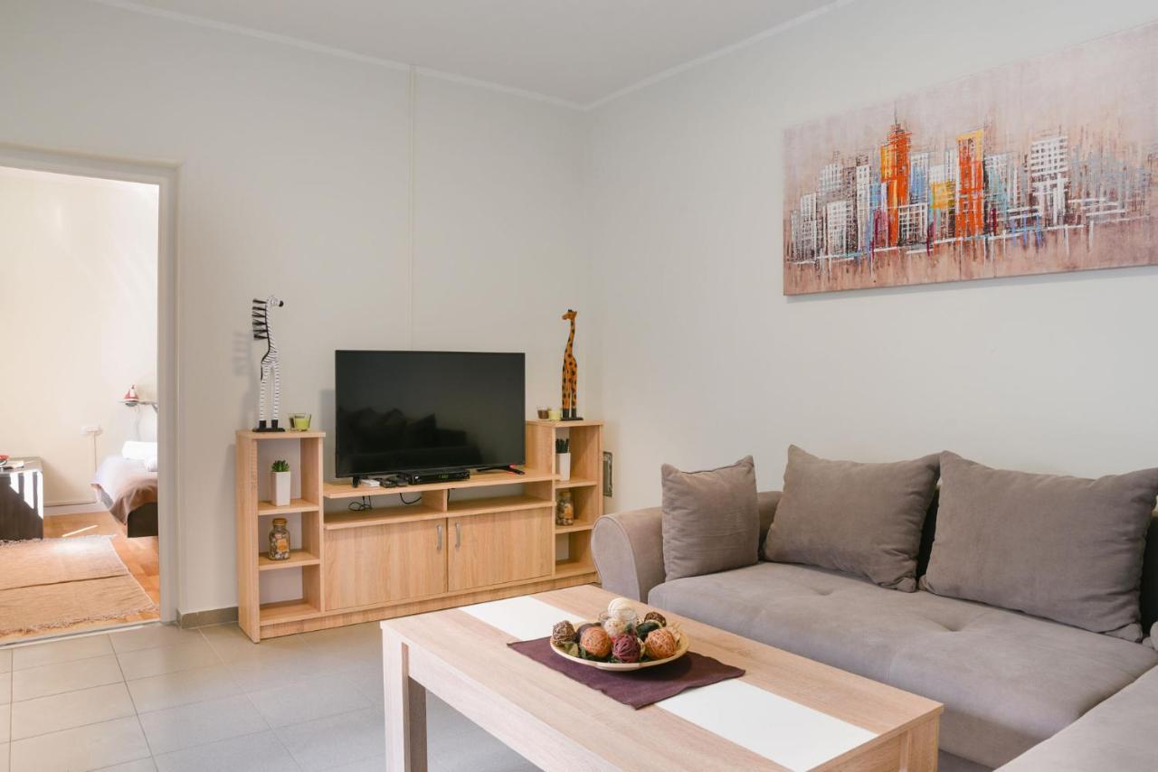 Centar Lux 3 Apartment ซเรนยานิน ภายนอก รูปภาพ